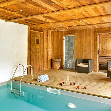 Chalet Les Bossons Chalet Sleeps 10 Pool Wifi *